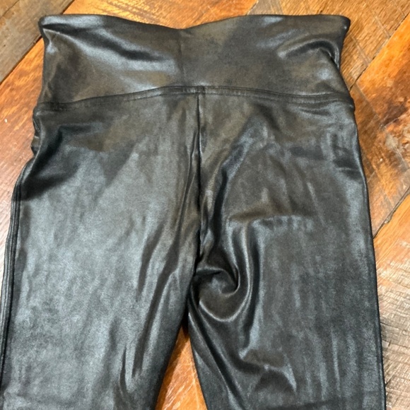 Spanx Black Seamless Leggings Shapewear Style Size Small - Picture 6 of 6